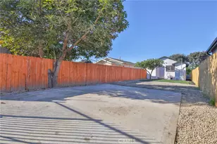 8036 Alix, Los Angeles, CA 90001 - Photo 22