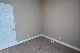 24200 Walnut Street, Torrance, CA 90501 - Photo 16