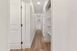 8921 Wadsworth, Los Angeles, CA 90002 - Photo 12