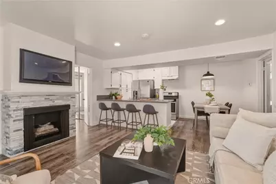 2863 S Fairview Unit A, Santa Ana, CA 92704 - Photo 6