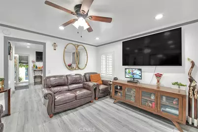 7659 Miramonte Boulevard, Los Angeles, CA 90001 - Photo 18