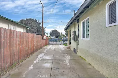 7659 Miramonte Boulevard, Los Angeles, CA 90001 - Photo 12