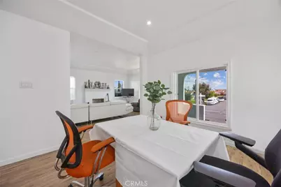 7037 Cimarron Street, Los Angeles, CA 90047 - Photo 10