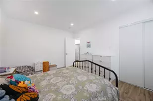 7037 Cimarron St, Los Angeles, CA 90047 - Photo 14