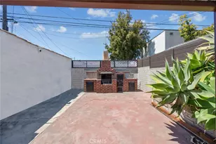 7037 Cimarron St, Los Angeles, CA 90047 - Photo 20