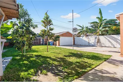 1330 W 48th, Los Angeles, CA 90037 - Photo 36