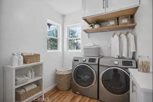 1330 W 48th, Los Angeles, CA 90037 - Photo 30