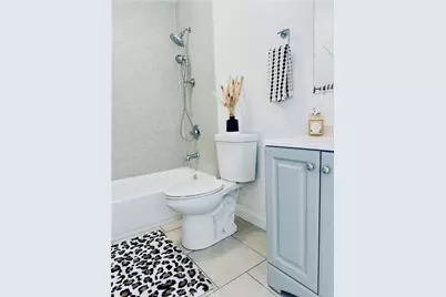 1301 E Pacific Coast, Wilmington, CA 90744 - Photo 12