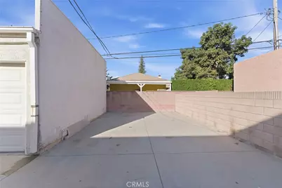 12135 Downey Avenue, Downey, CA 90242 - Photo 18