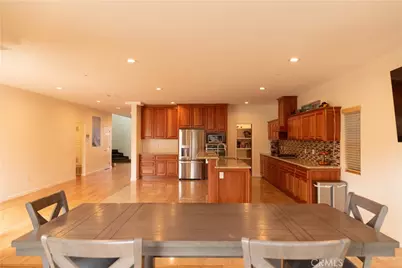 1137 N Banning Boulevard, Wilmington, CA 90744 - Photo 12