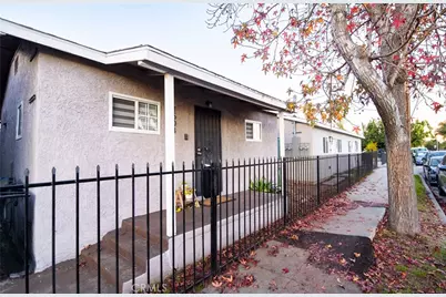 8230 Compton, Los Angeles, CA 90001 - Photo 4