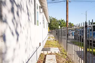 8230 Compton, Los Angeles, CA 90001 - Photo 8