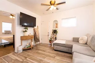 8230 Compton, Los Angeles, CA 90001 - Photo 26