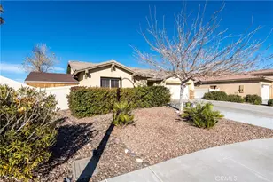 17648 Park Plaza Ct, Victorville, CA 92395 - Photo 34