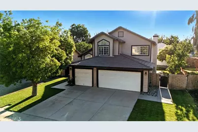 45050 Bevington, Lancaster, CA 93535 - Photo 2