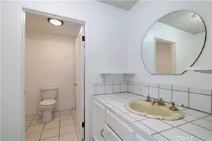 913 E 92nd, Los Angeles, CA 90002 - Photo 18