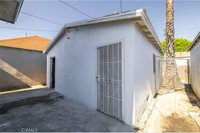 913 E 92nd, Los Angeles, CA 90002 - Photo 20