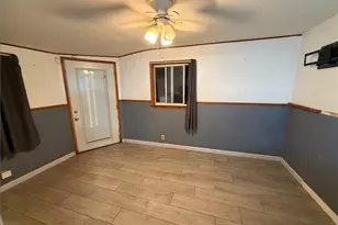 8516 Lyndora, Downey, CA 90242 - Photo 12