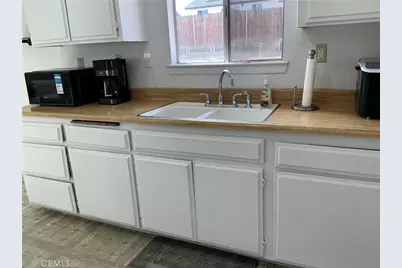 15974 Coronado Drive, Victorville, CA 92394 - Photo 14