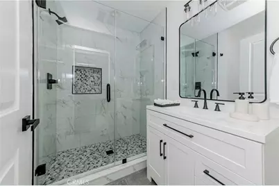 6818 Florence Place, Bell Gardens, CA 90201 - Photo 12