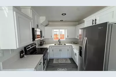 9412 Wilmington Avenue, Los Angeles, CA 90002 - Photo 4