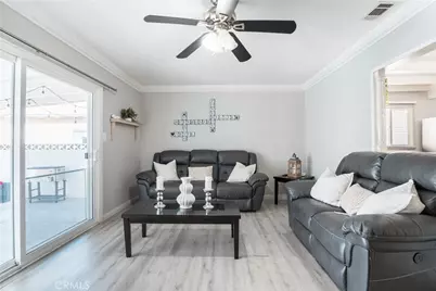 15705 Hayter Ave, Paramount, CA 90723 - Photo 20