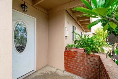 10039 Guilford, Whittier, CA 90605 - Photo 2