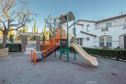 15723 Parkhouse, Fontana, CA 92336 - Photo 28