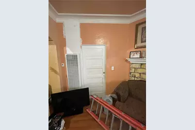 2021 Darwin Avenue, Los Angeles, CA 90031 - Photo 20