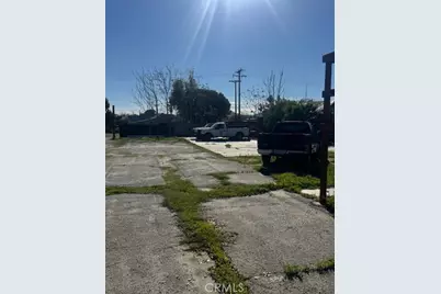 165 E O, Colton, CA 92324 - Photo 1