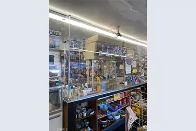 10201 S Vermont, Los Angeles, CA 90044 - Photo 2