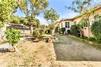 712 W 7th, Pomona, CA 91766 - Photo 30