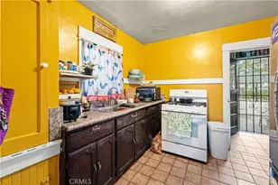 873 W Vernon, Los Angeles, CA 90037 - Photo 12