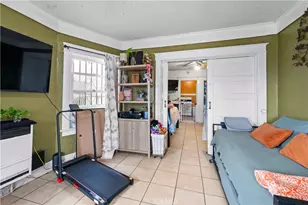 873 W Vernon, Los Angeles, CA 90037 - Photo 8