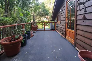 9860 Yoakum Dr, Beverly Hills, CA 90210 - Photo 24