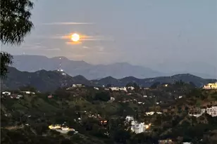 8656 Skyline, Los Angeles, CA 90046 - Photo 32