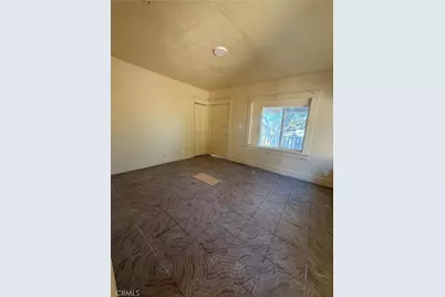 4257 San Pedro Place, Los Angeles, CA 90011 - Photo 18