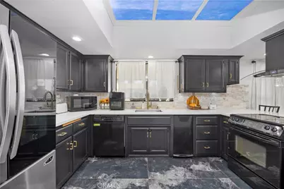 3319 Maywood Drive #1, Bakersfield, CA 93306 - Photo 4