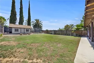 3319 Maywood Dr, Bakersfield, CA 93306 - Photo 26