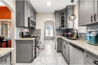 16330 S Caress, Compton, CA 90221 - Photo 2