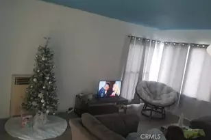 6143 S Hobart Blvd, Los Angeles, CA 90047 - Photo 6