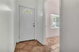 657 E 53rd, Los Angeles, CA 90011 - Photo 8