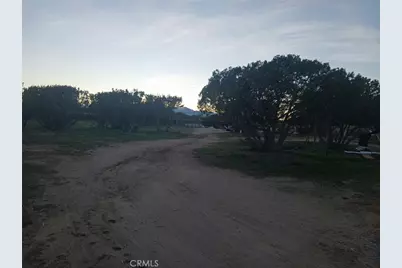 7773 Kuki, Oak Hills, CA 92344 - Photo 8