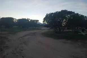 7773 Kuki, Oak Hills, CA 92344 - Photo 8