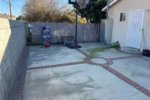 8139 Priscilla, Downey, CA 90242 - Photo 32