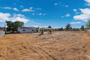 15352 Linden, Hesperia, CA 92345 - Photo 32