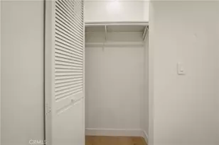 1111 W 98th St, Los Angeles, CA 90044 - Photo 22