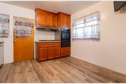 1805 N Central, Los Angeles, CA 90059 - Photo 26