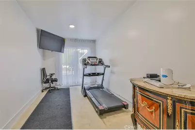 9145 Raviller Drive, Downey, CA 90240 - Photo 38