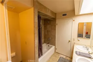 910 E Glendale, Orange, CA 92865 - Photo 14